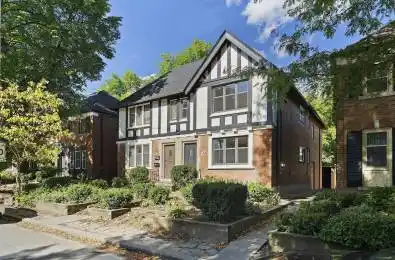 30 Strathgowan Avenue Unit# Main Toronto C04 Ontario M4N 1B9
