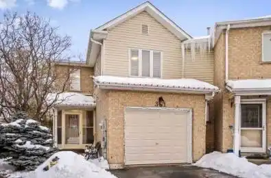 361 Riddell Court Newmarket Ontario L3Y 8M8