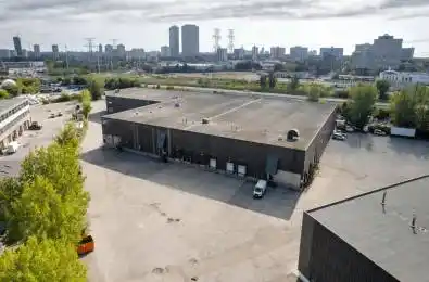 55 Esandar Drive Unit# 2 Toronto C11 Ontario M4G 4H2