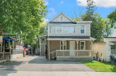 210 Dagmar Avenue Vanier and Kingsview Park Ontario K1L 5S9