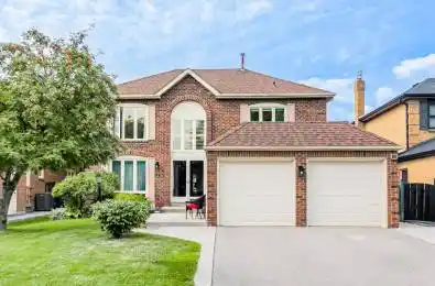 14 Nottingham Crescent Brampton Ontario L6S 4G4