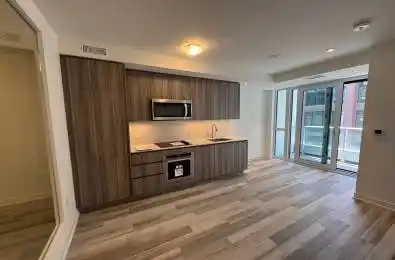 15 Richardson Street Unit# 925 Toronto C01 Ontario M5A 0Y5