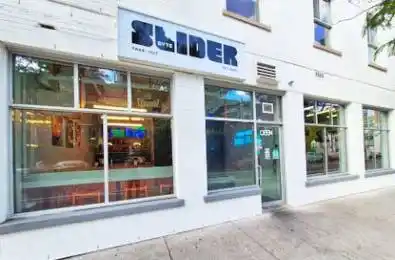 50 Gerrard Street Toronto C08 Ontario M5B 1G3
