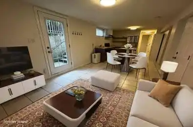 34 Oak Street Guelph Ontario N1G 2M9