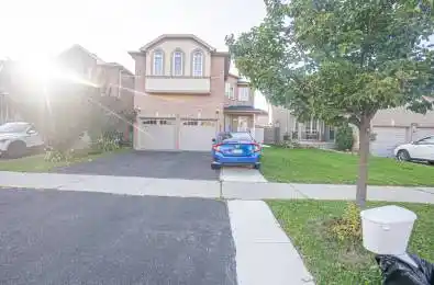 651 Twain Avenue Mississauga Ontario L5W 1M1