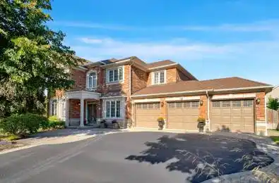102 Kennett Drive Whitby Ontario L1P 1L5