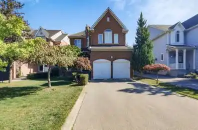 7013 Lessard Lane Mississauga Ontario L5W 1A4
