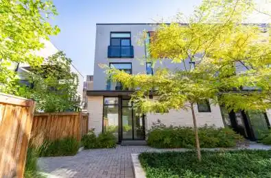 123A Roselawn Avenue Toronto C03 Ontario M4R 1E7