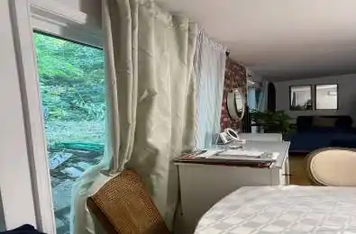 143 Steeles Avenue Toronto C14 Ontario M2M 3Y5