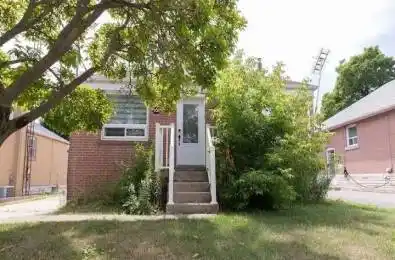101 Reiner Road Toronto C06 Ontario M3H 2L7