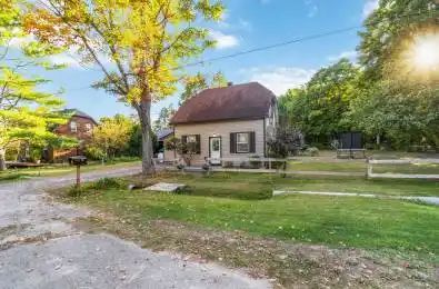 6 ALGONKIN Trail McNab/Braeside Ontario K7S 3G7