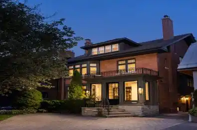 9 Lynwood Avenue Toronto C02 Ontario M4V 1K3