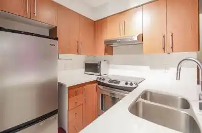 415 Jarvis Street Unit# 355 Toronto C08 Ontario M4Y 3C1