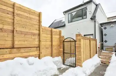 48 Lanark Avenue Unit# B Toronto C03 Ontario M6C 2B4