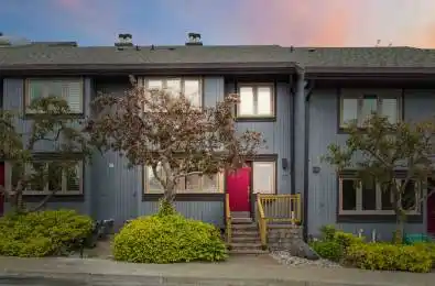 37 Rainbow Creekway N/A Toronto C15 Ontario M2K 2T9