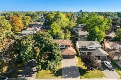 205 Ontario Street Whitby Ontario L1N 6L8