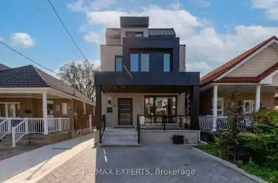 62 Hartley Avenue Toronto W04 Ontario M6E 4E8