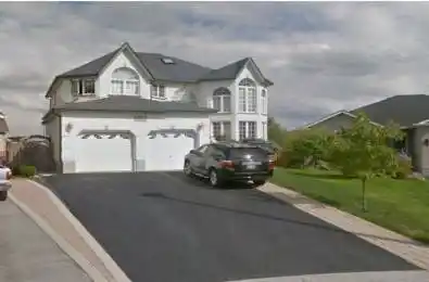 17 Kelly Court Unit# lower Guelph Ontario N1K 1W3