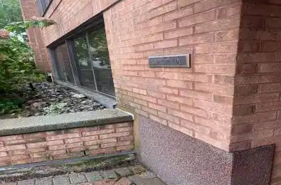 2900 Yonge Street Unit# 101 Toronto C04 Ontario M4N 3N8