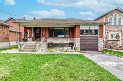 65 North Park Road Toronto W04 Ontario M6L 1K4