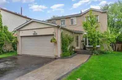 6829 Markwood Place Mississauga Ontario L5N 4K7