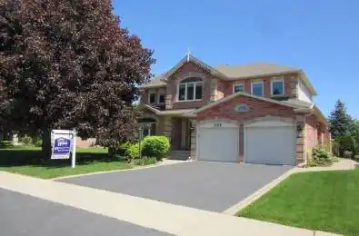 2109 Berwick Drive Burlington Ontario L7M 4B3