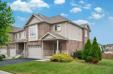 420 Avens Street Waterloo Ontario N2V 0B5