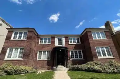 1715 Bathurst Street Unit# 1 Toronto C03 Ontario M5P 3K4