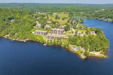 131 Grandview Hilltop Drive Unit# 1 Huntsville Ontario P1H 2J5