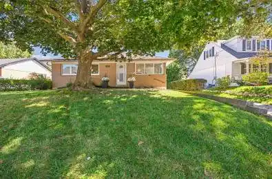 207 Elmwood Crescent Milton Ontario L9T 1C3