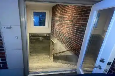 7 Compton Crescent Unit# BSMT Toronto W05 Ontario M3M 2C3