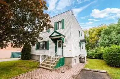 256 Alfred Street Vanier and Kingsview Park Ontario K1L 6W6