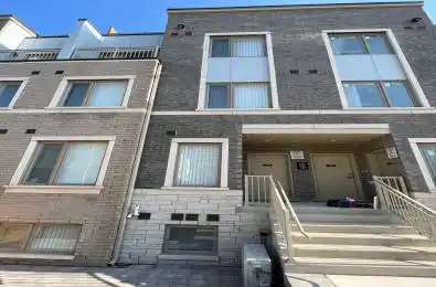 130 Honeycrisp Crescent Unit# 306 Vaughan Ontario L4K 0N7