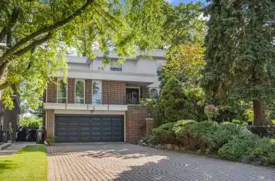 5 POPLAR HEIGHTS Drive Toronto W08 Ontario M9A 5A1