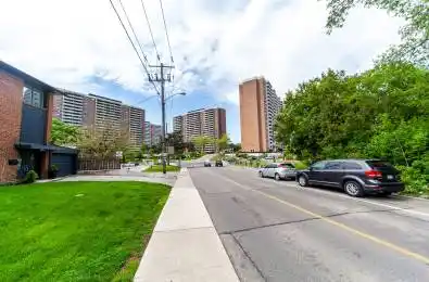 270 Scarlett Road Unit# 205 Toronto W03 Ontario M6N 4X7