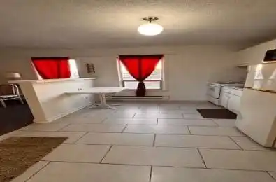 447 Dovercourt Road Toronto C01 Ontario M6H 2W3