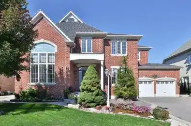 37 Castlegate Boulevard Brampton Ontario L6P 2L3