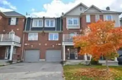 637 Speyer Circle Milton Ontario L9T 0Y1