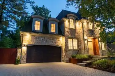 64 Ravina Crescent Hamilton Ontario L9G 2E7