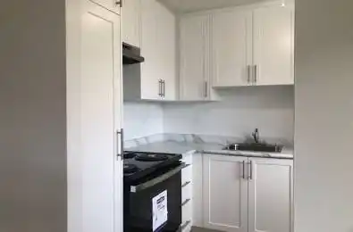 945 Simcoe Street Unit# 103 Oshawa Ontario L1G 4W3