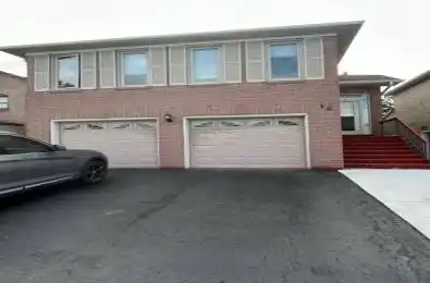 16 Nuttall Street Brampton Ontario L6S 4W3