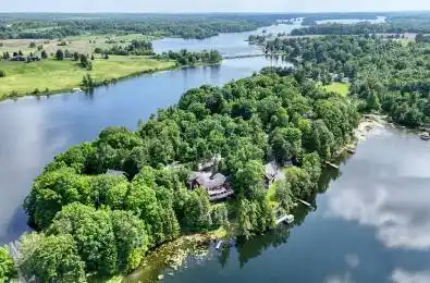 5525 RIDEAU Road South Frontenac Ontario K0H 1H0