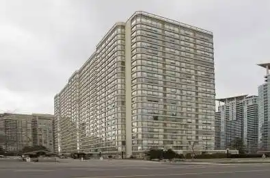 55 Elm Drive Unit# 701 Mississauga Ontario L5B 3Z3