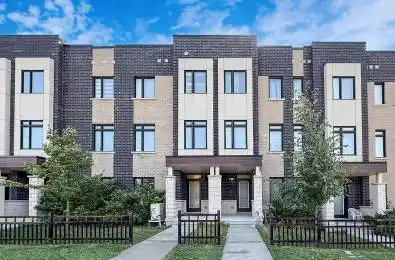 1002 Kicking Horse Path Oshawa Ontario L1J 0B4