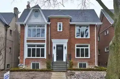 15 Highbourne Road Toronto C03 Ontario M5P 2J1