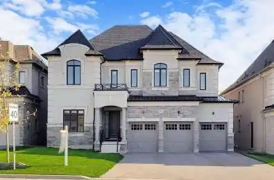 356 Touch Gold Crescent Aurora Ontario L4G 3X4