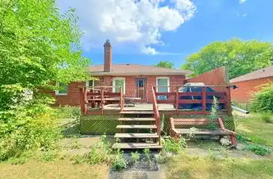 114 Upper Canada Drive Toronto C12 Ontario M2P 1S4