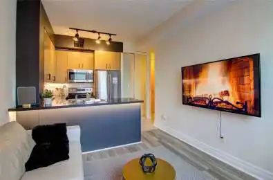 70 Alexander Street Unit# 401 Toronto C08 Ontario M4Y 3B6