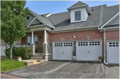 3 Fenton Lane Port Hope Ontario L1A 0A3