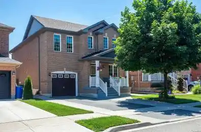 9 Fairhill Avenue Brampton Ontario L7A 2A9
